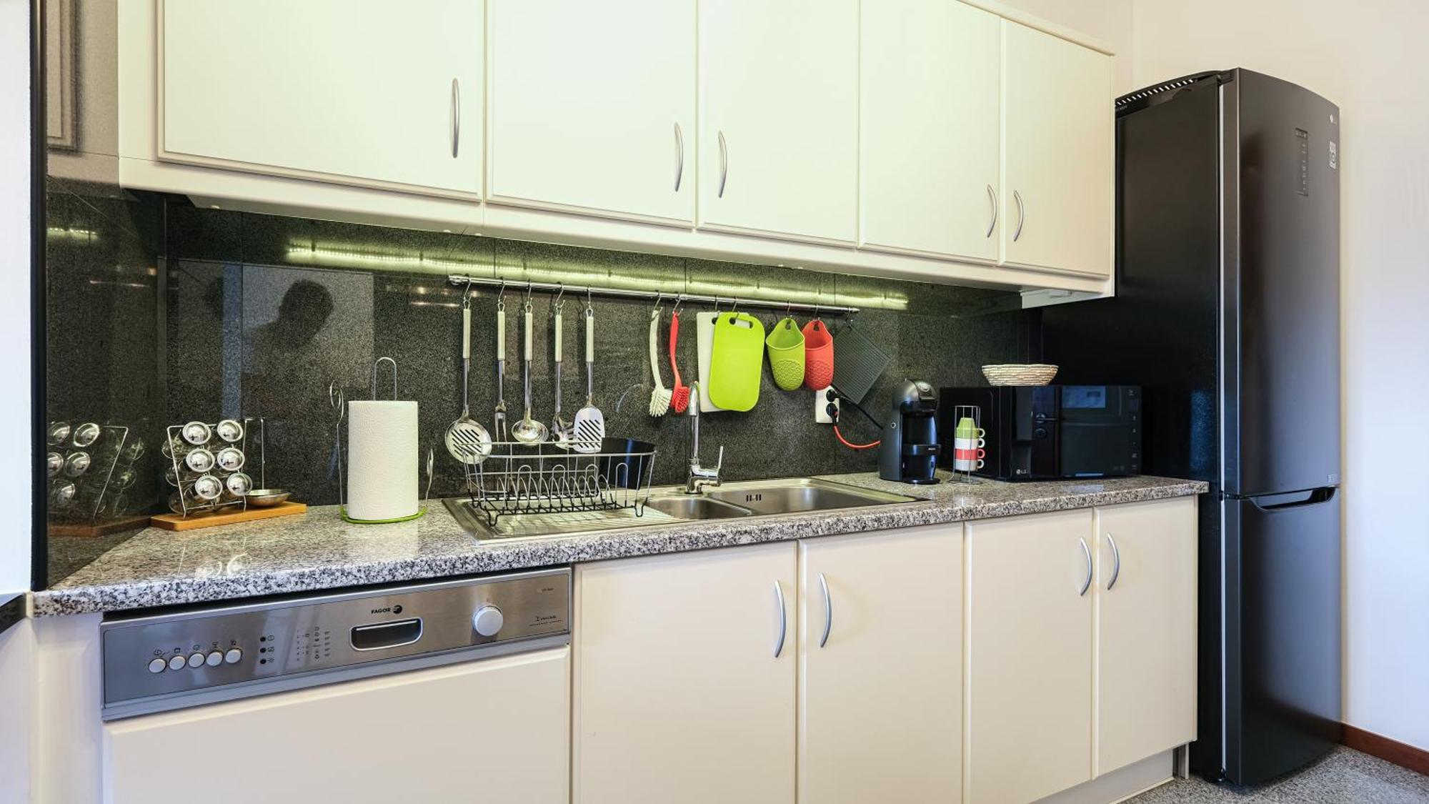 Relax Inn Apartment ปอนตาเดลกาดา ภายนอก รูปภาพ